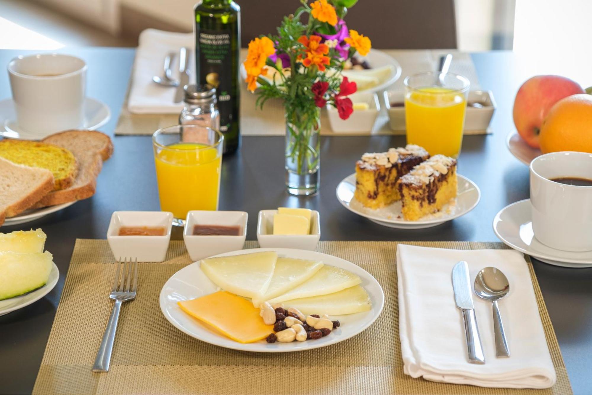 Hotel Campusphi أثيبو المظهر الخارجي الصورة