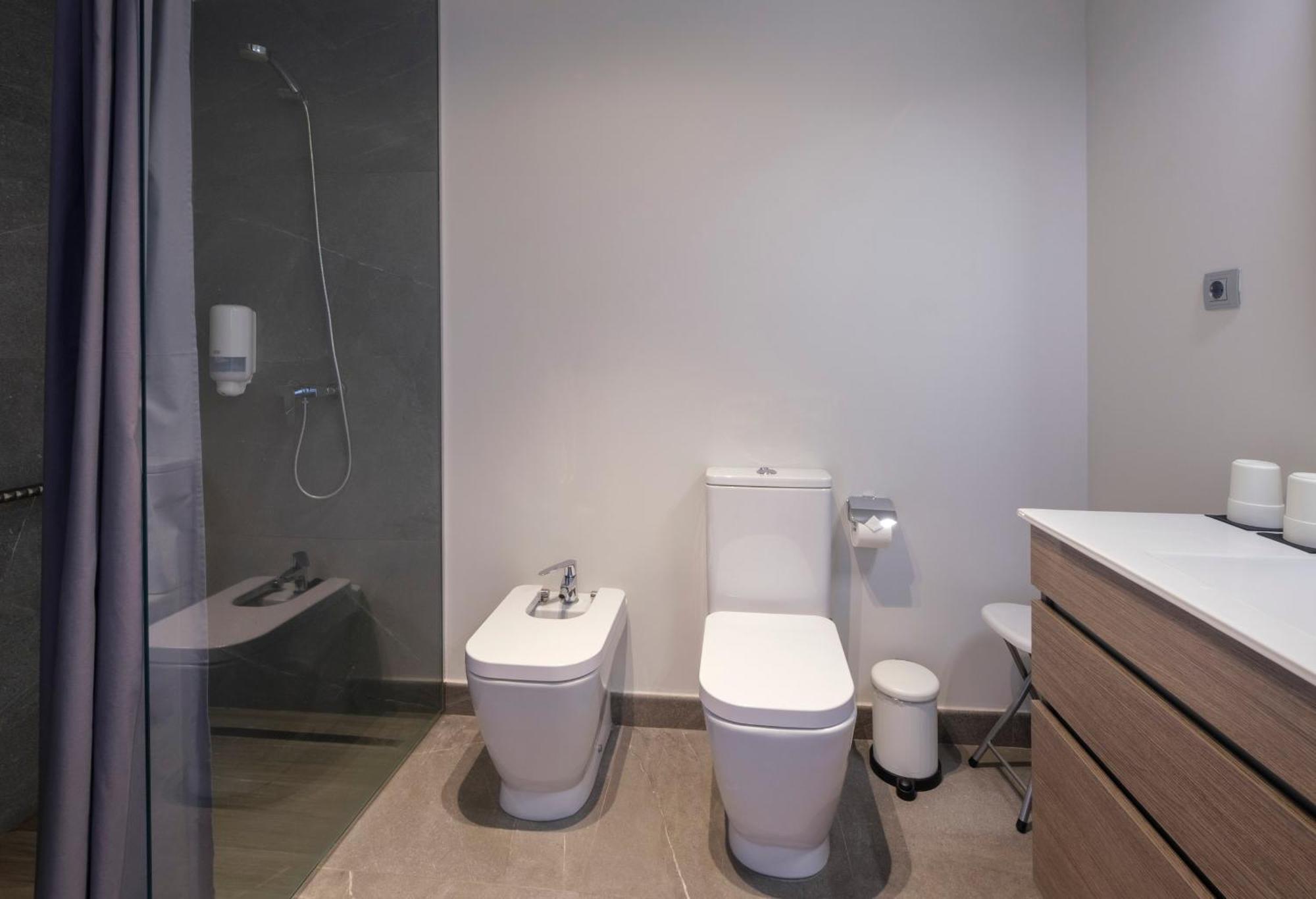 Hotel Campusphi أثيبو المظهر الخارجي الصورة