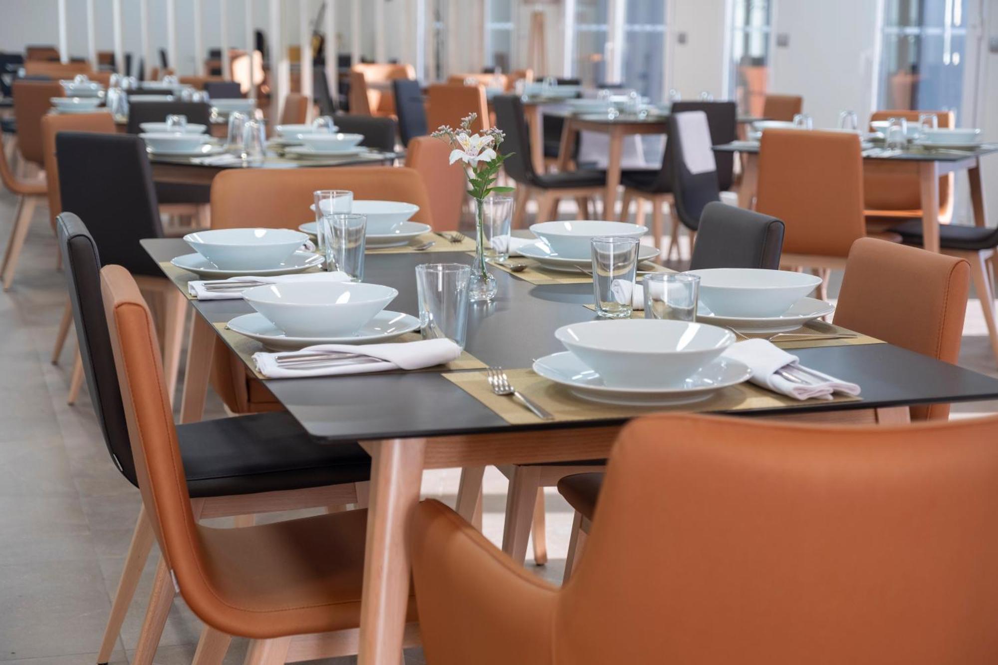 Hotel Campusphi أثيبو المظهر الخارجي الصورة
